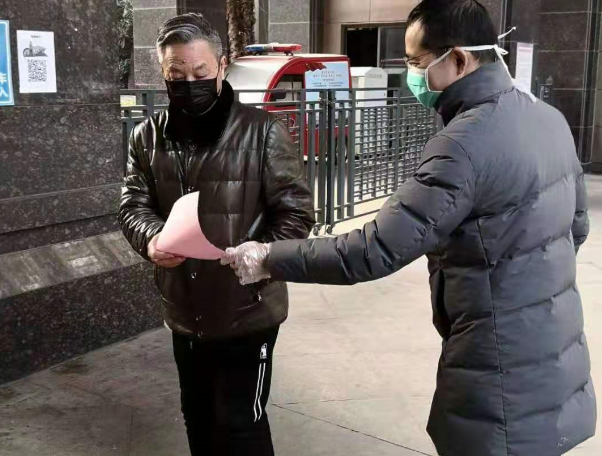 今天，我們繼續(xù)奮戰(zhàn)在“戰(zhàn)疫”一線(圖4)
